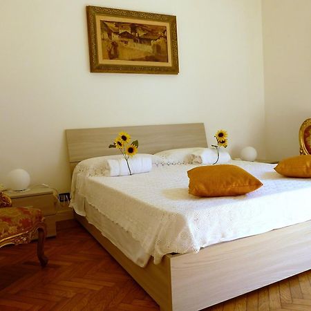 Apartament Un Giardino A Due Passi Dal Mare La Spezia Pokój zdjęcie
